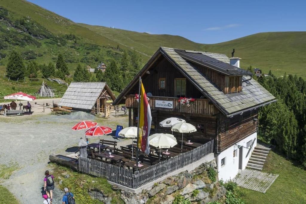 Zirbenhuette Am Falkert Auf Der Heidi-alm *