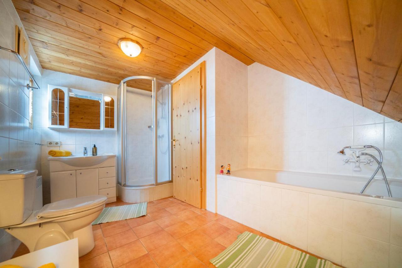 Zirbenhuette Am Falkert Auf Der Heidi-alm Apartment Hinterkoflach